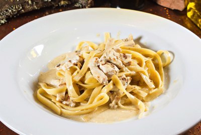 Fettuccine-Alfredo-1550497490993